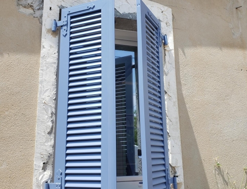 Fenêtres à Effet Miroir et Volets en Aluminium à St. Maximin